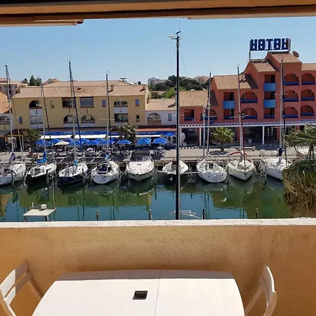 Διαμέρισμα T2, Parking, Vue Sur Le Port *